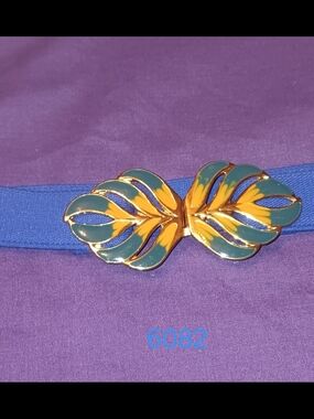 Elegant Gold-Tone Green & Yellow Leaf Belt Accent